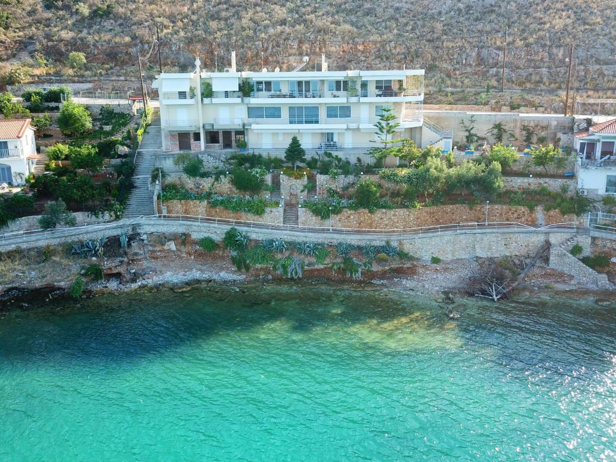 Kiveri Luxurious Seaside Apartment Extérieur photo