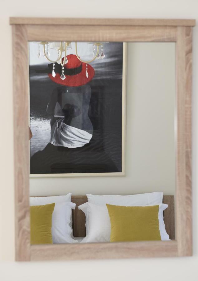 Kiveri Luxurious Seaside Apartment Extérieur photo