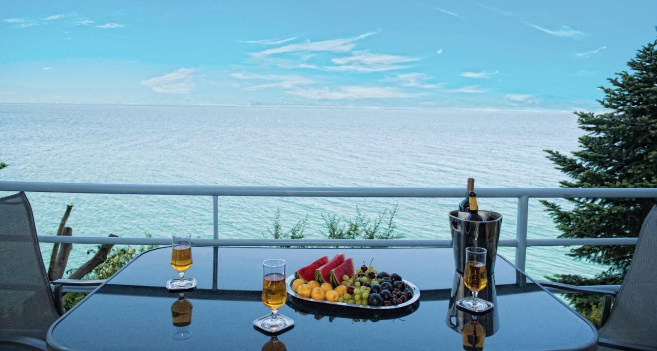 Kiveri Luxurious Seaside Apartment Extérieur photo